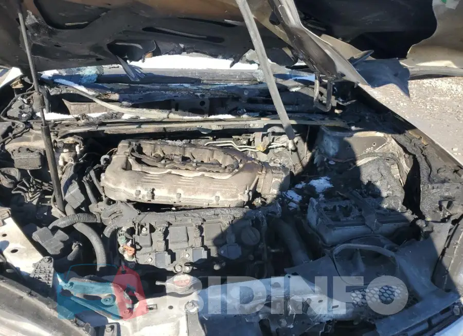 19UUB2F56JA010636 Photo# 11