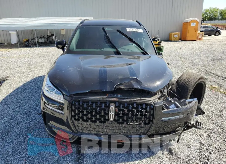 5LMCJ2CAXRUL01237 Photo# 5