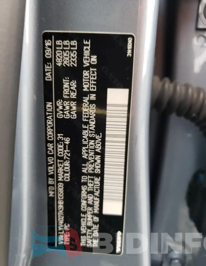 LYV402TK9HB135809 Photo# 12
