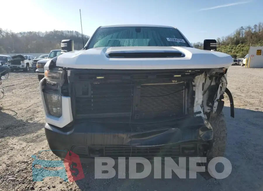 1GC2YLE75LF230241 Photo# 5