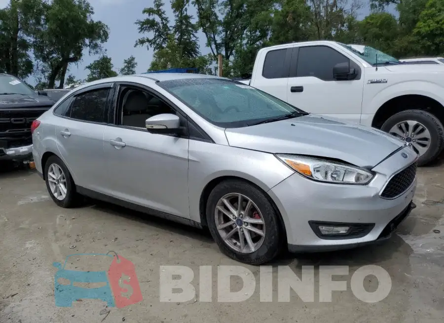 1FADP3F20GL398557 Photo# 4