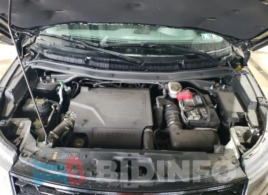 1FM5K8GT2JGB06548 Photo# 12