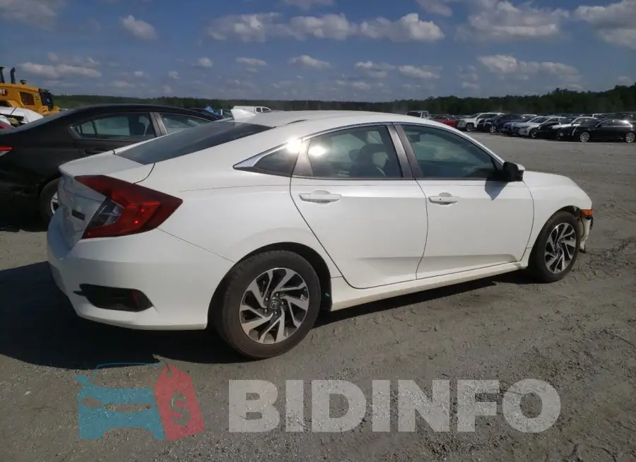 19XFC2F71HE048238 Photo# 3