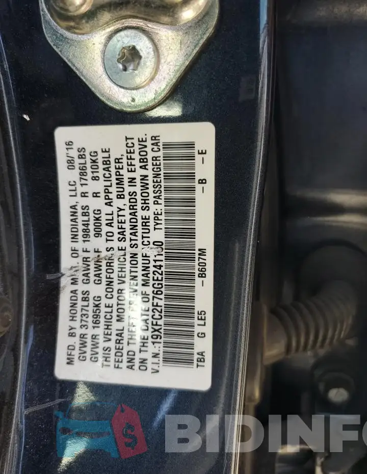 19XFC2F76GE241130 Photo# 12