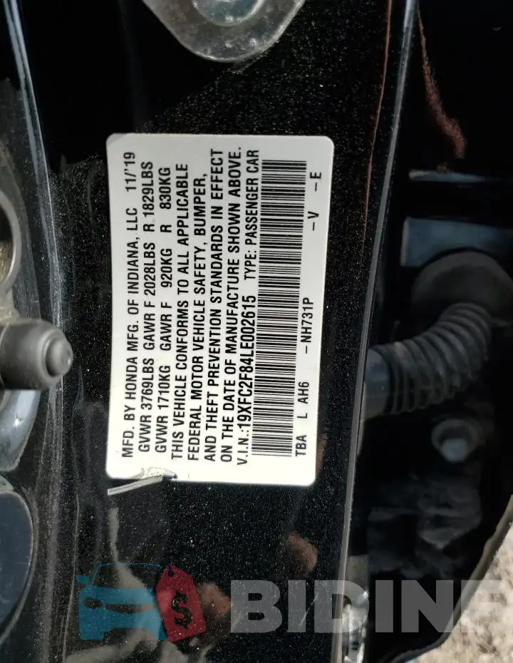 19XFC2F84LE002615 Photo# 12