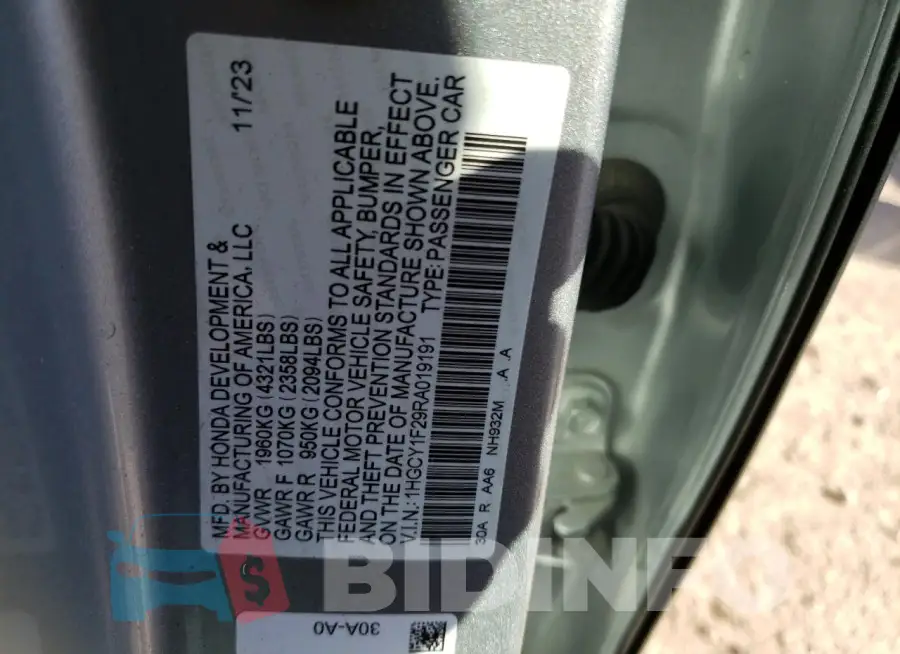 1HGCY1F29RA019191 Photo# 13