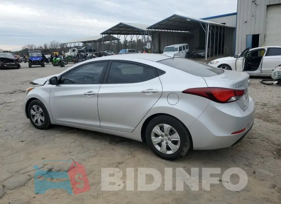5NPDH4AE2GH681321 Photo# 2