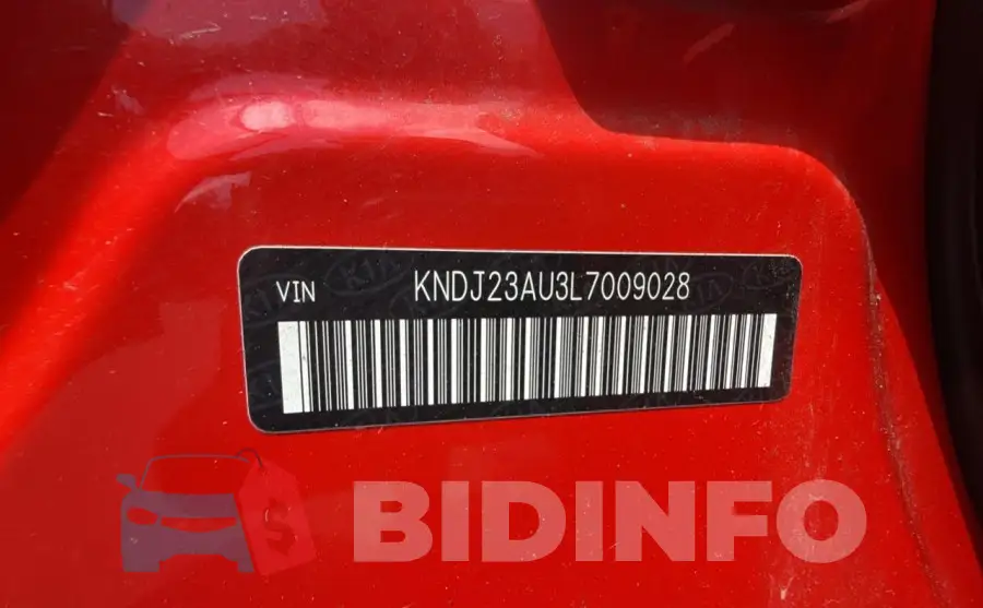 KNDJ23AU3L7009028 Photo# 10