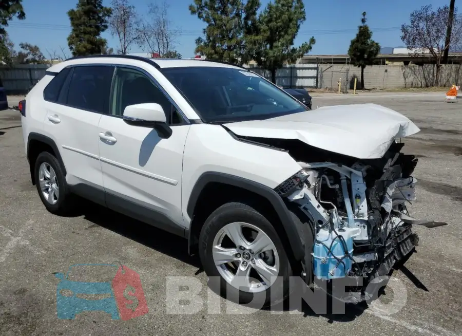 JTMW1RFV2KD029087 Photo# 4