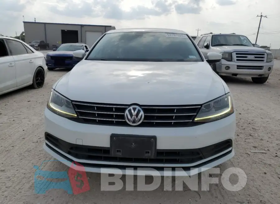 3VW2B7AJ4JM230476 Photo# 5