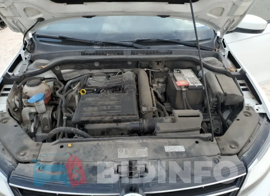 3VW2B7AJ4JM230476 Photo# 11