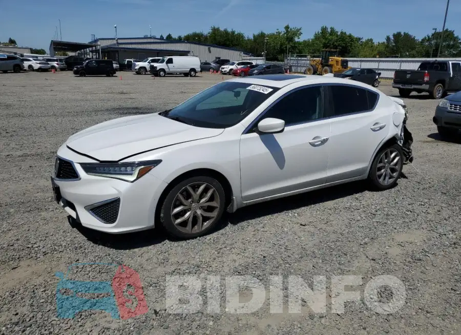 19UDE2F34MA011438 Photo# 1