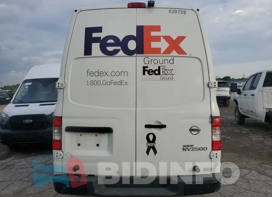 1N6BF0LY9LN803984 Photo# 10