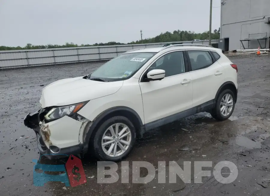 JN1BJ1CR9HW143580 Photo# 1