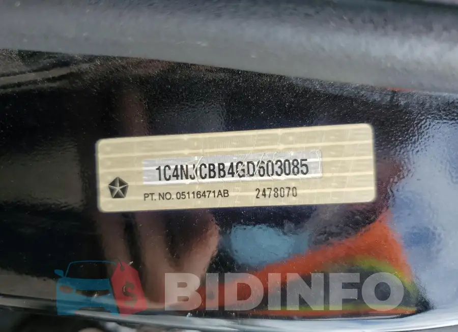 1C4NJCBB4GD603085 Photo# 14