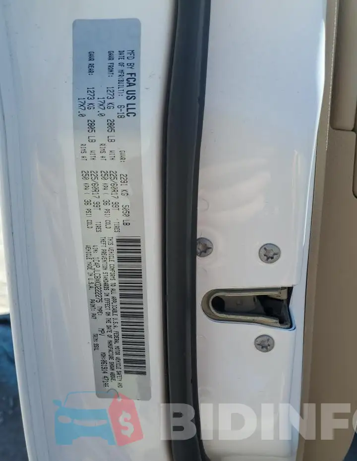 1C4PJLCBXKD222275 Photo# 13