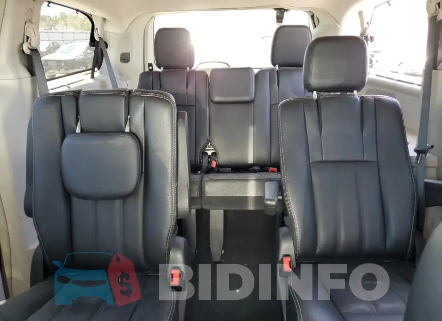 2C4RC1BGXGR288513 Photo# 10