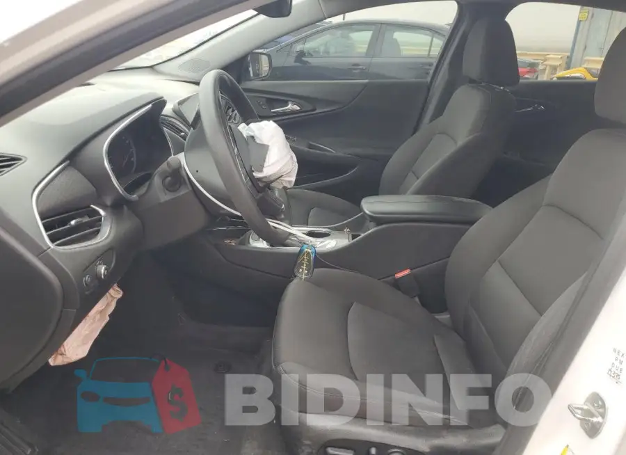 1G1ZD5ST4KF105018 Photo# 7