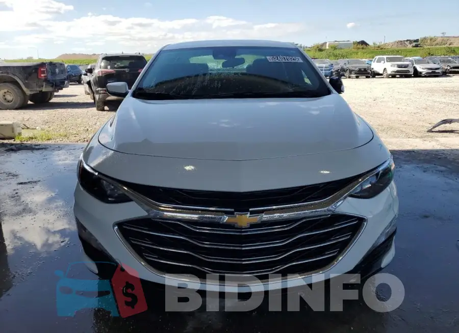 1G1ZD5ST7SF107054 Photo# 5