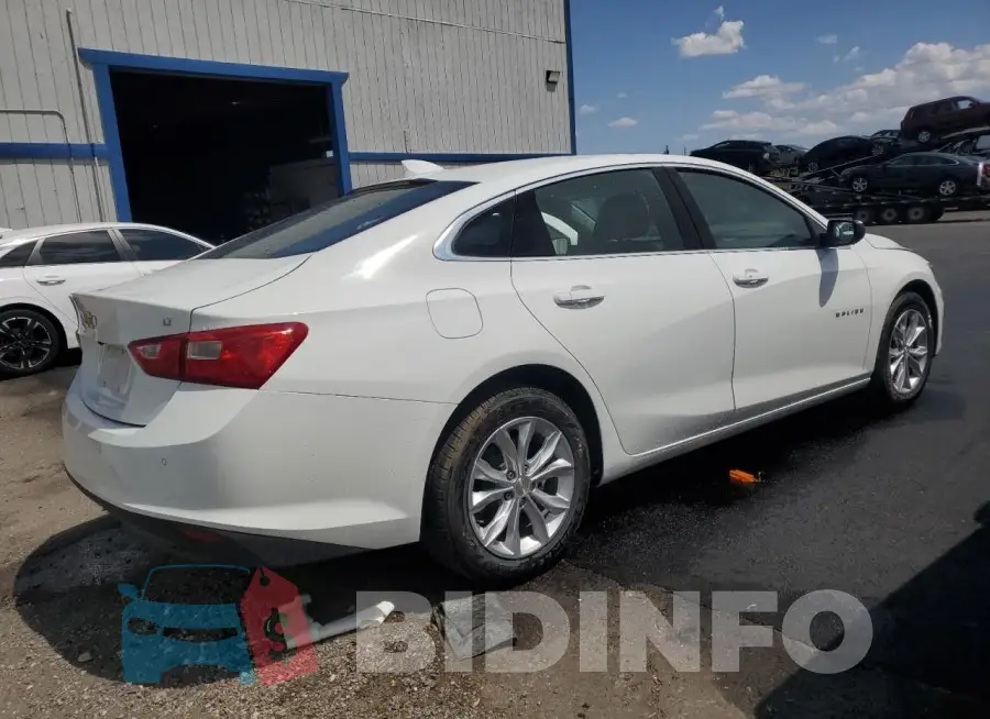 1G1ZD5STXSF131316 Photo# 3