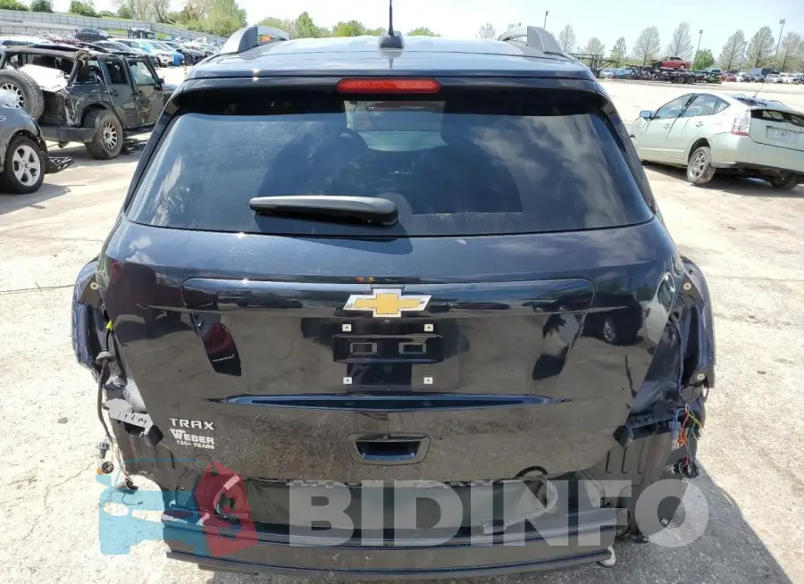 KL7CJLSM8MB377016 Photo# 6