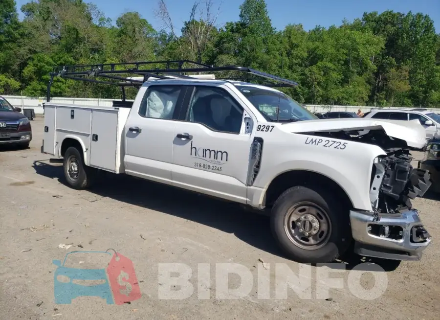 1FT7W2AA3PED39297 Photo# 4