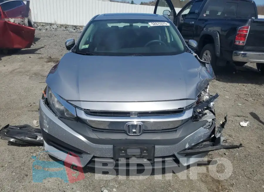 19XFC2F79HE220290 Photo# 5
