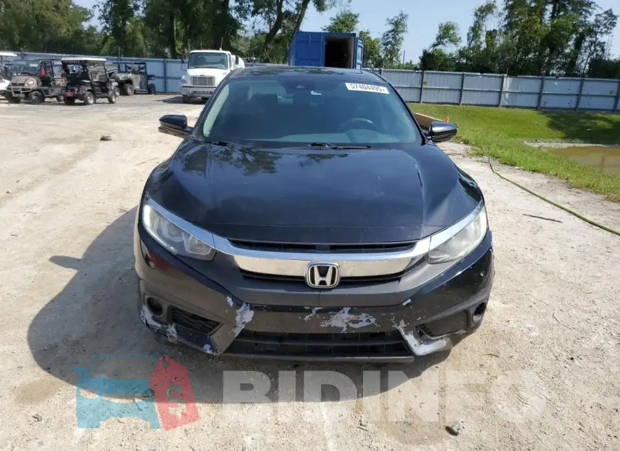 19XFC2F84HE026436 Photo# 5