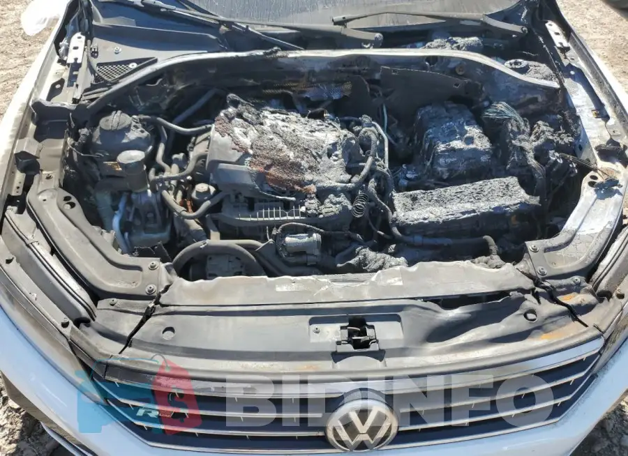 1VWDT7A33HC017067 Photo# 11
