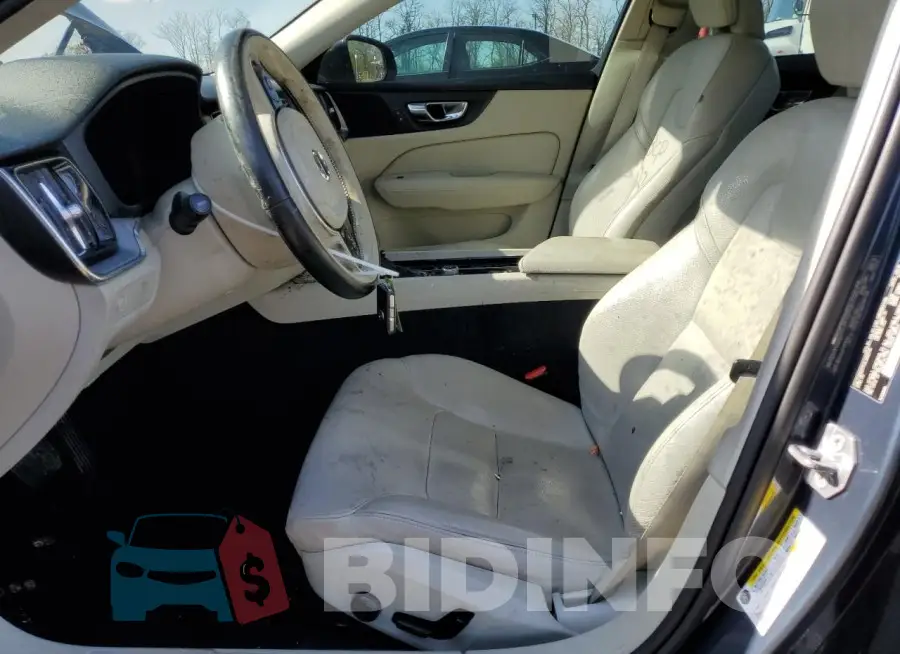 7JRA22TK2LG032114 Photo# 7