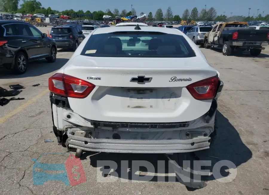 1G1BC5SM6J7123834 Photo# 6