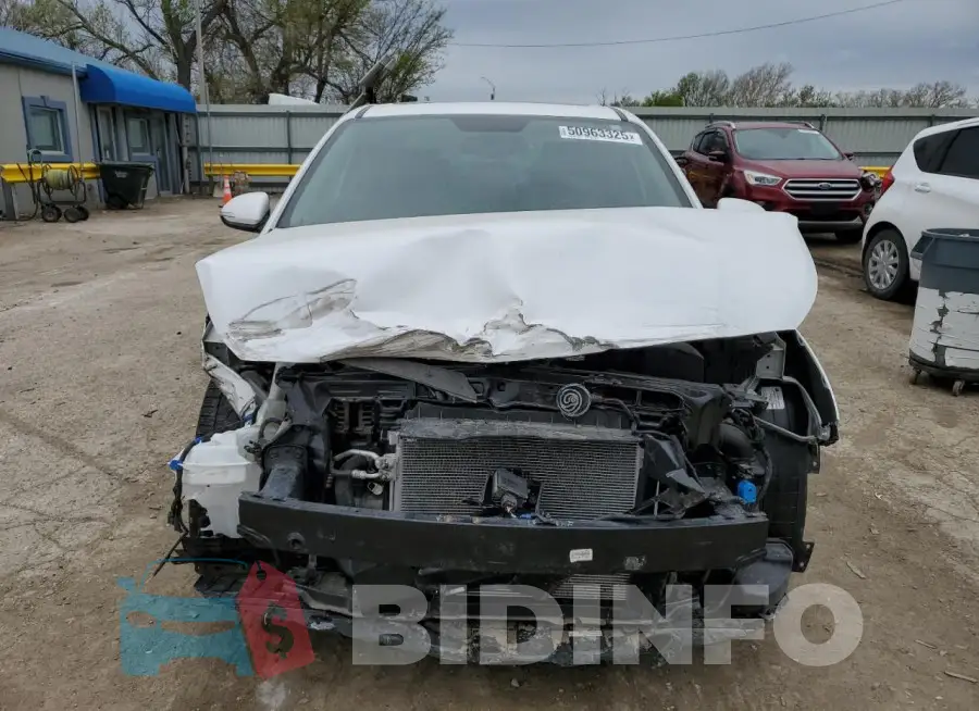 3KPC34A65NE177768 Photo# 5