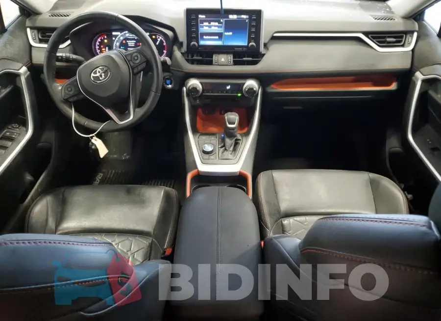 2T3J1RFV8LC116816 Photo# 8
