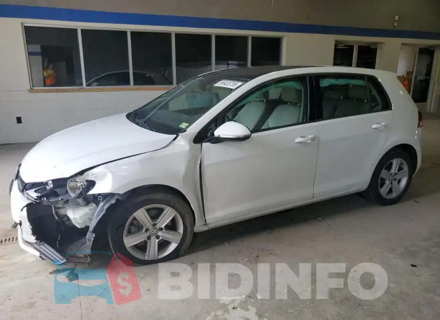 3VW217AU4HM025747 Photo# 1