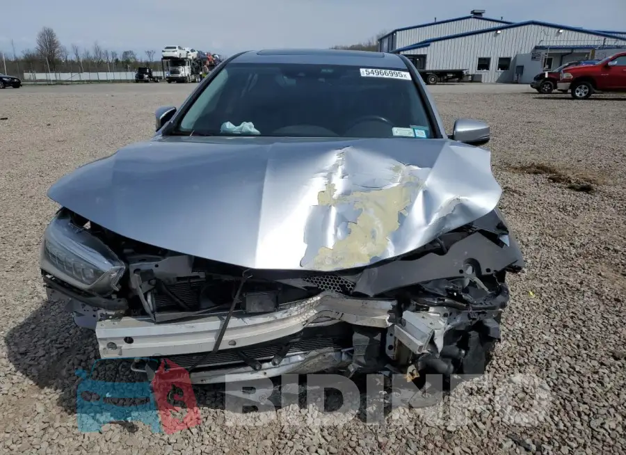 19UUB1F30KA010223 Photo# 5