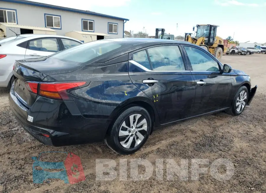 1N4BL4BV2PN420474 Photo# 3