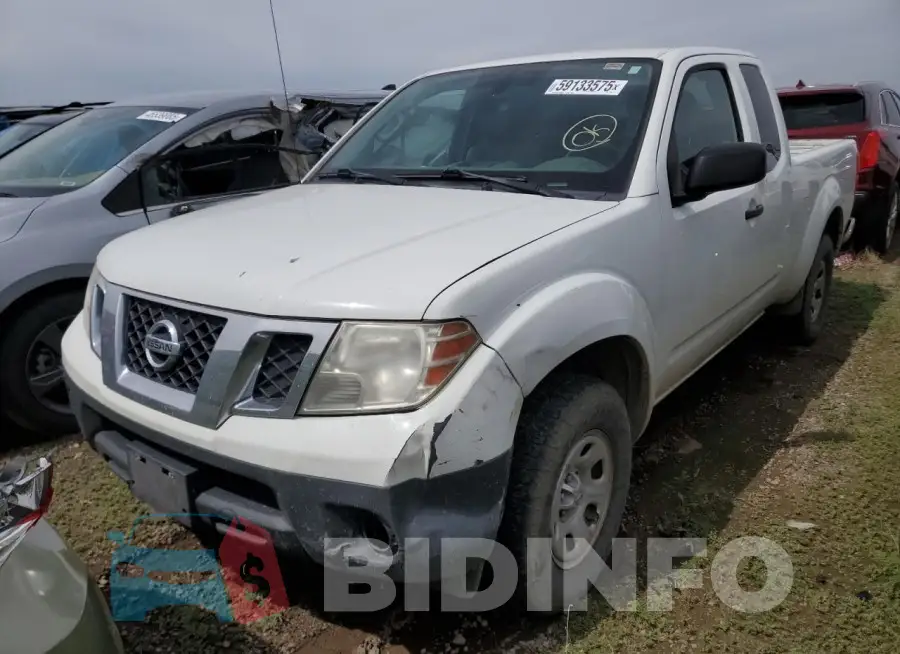 1N6BD0CT5GN711786 Photo# 1