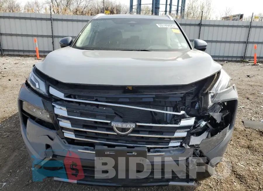 JN8BT3DD8RW452338 Photo# 5