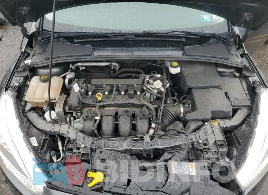 1FADP3F2XJL257650 Photo# 11