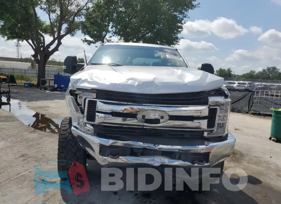 1FT7W2B66JEB16396 Photo# 5