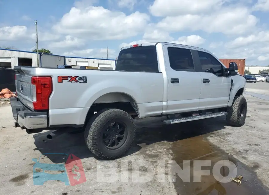 1FT7W2B66JEB16396 Photo# 3