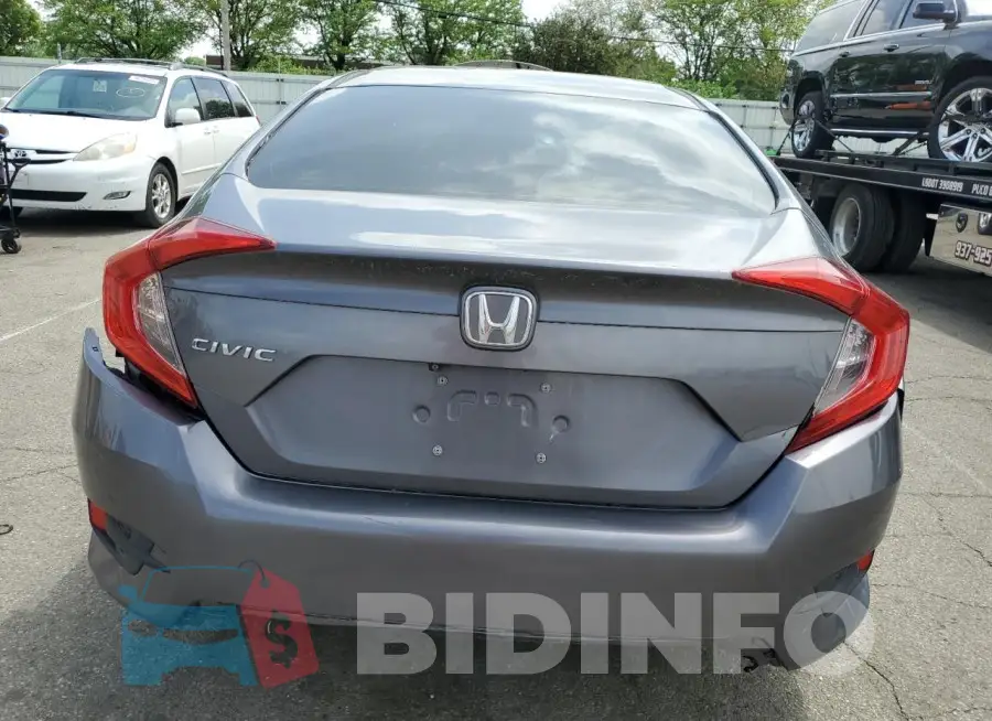 19XFC2F50GE059163 Photo# 6