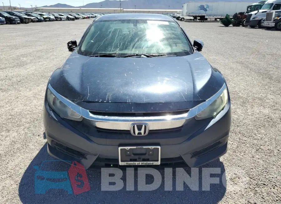 19XFC2F72HE001543 Photo# 5