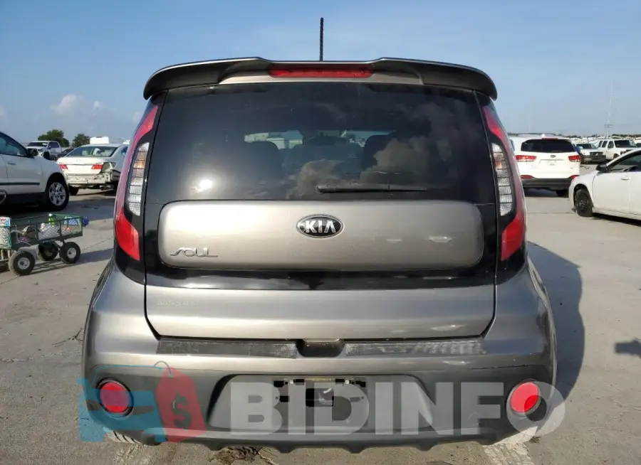 KNDJN2A2XH7468077 Photo# 6