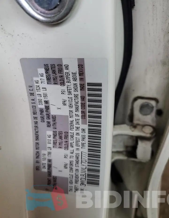 3MYDLBJVXLY707777 Photo# 12