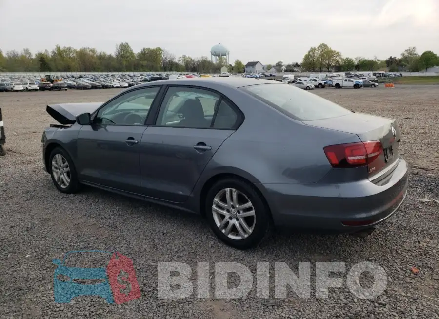 3VW2B7AJ2JM208797 Photo# 2