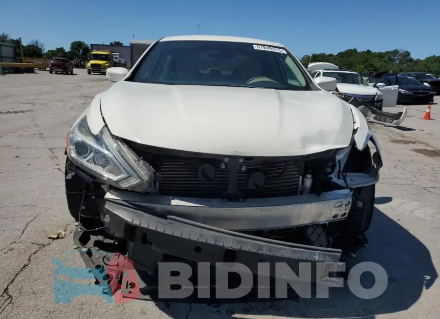 1N4AL3AP1HC240974 Photo# 5