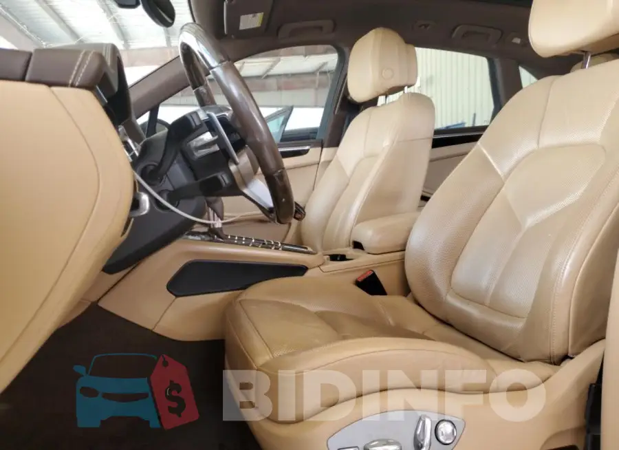 WP1AB2A50HLB14092 Photo# 7