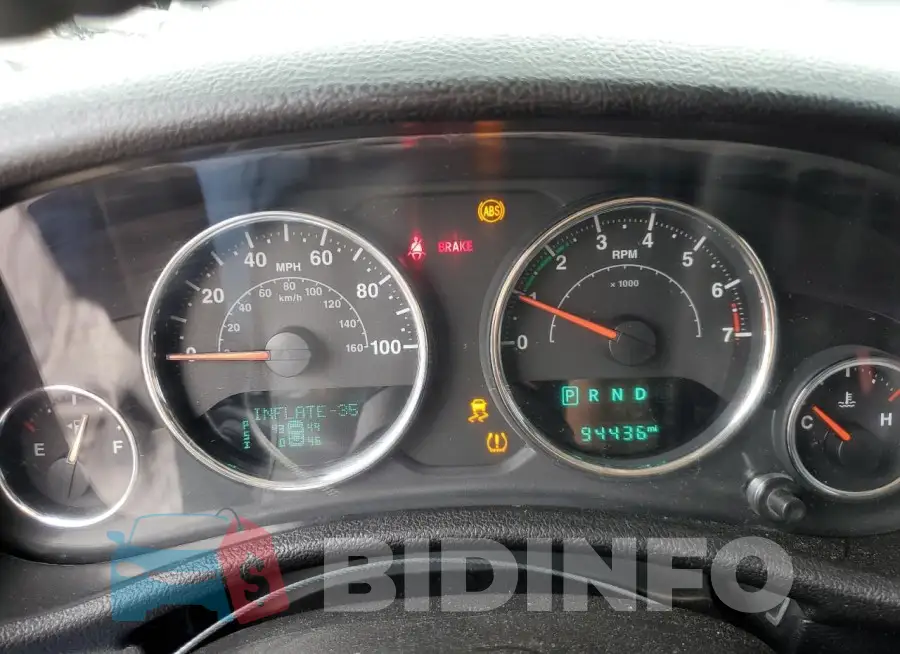 1C4BJWEG3HL699780 Photo# 9