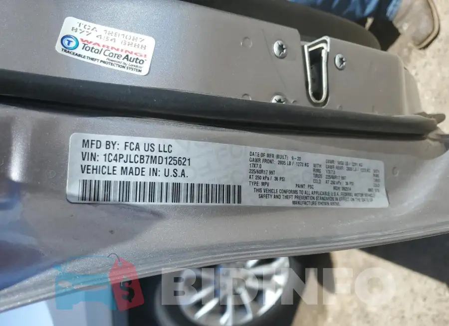 1C4PJLCB7MD125621 Photo# 12